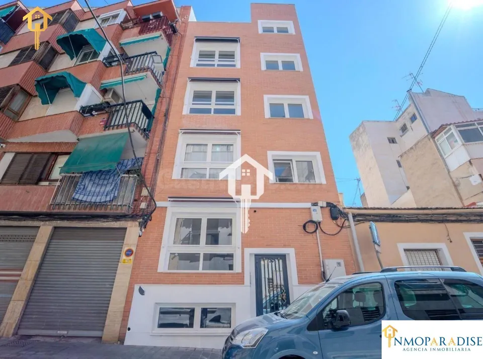 EDIFICIO OBRA NUEVA EN VENTA EN ALICANTE. ZONA DE CAROLINAS ALTAS, 406m2 TOTALES, 4 PLANTAS INDEPENDIENTES, ASCENSOR