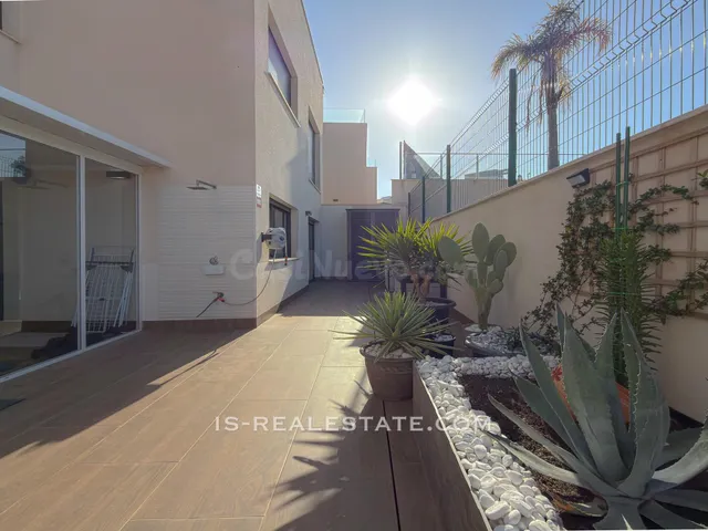 Exclusivo Bungalow con amplias terrazas y bellísimas vistas  - foto 4
