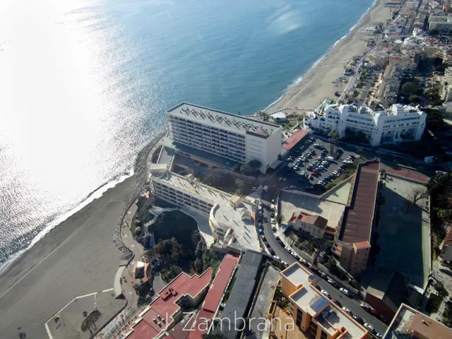Estudio 50m² en venta - El Bajondillo — 36
