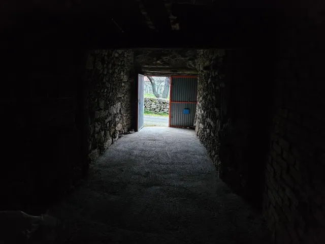Se vende galpón en A Teixeira - Castro Caldelas — 6
