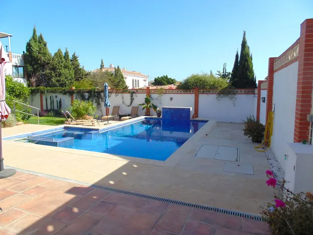 Chalet 5 habitaciones 320m² en venta - Centro — 25