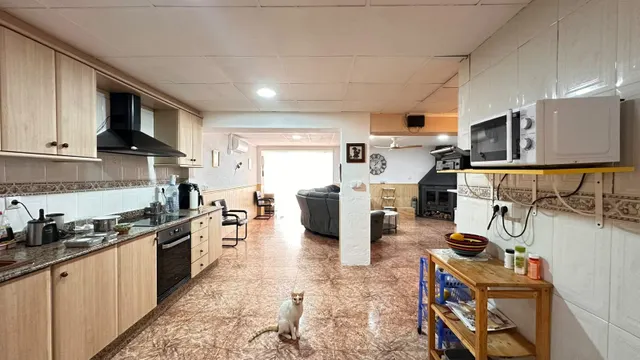 UNA CASA PARA VIVIRLA, DISFRUTARLA Y HACERLA TUYA EN BENIMODO — 14