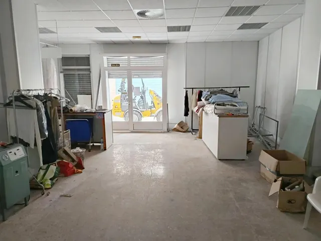 Local comercial de 286 m2 en zona Mercado — 3