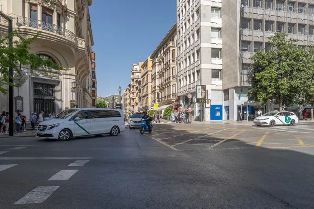 Oportunidad de Inversión: Plazas de Garaje en Gran Vía desde 24.900€. — 41