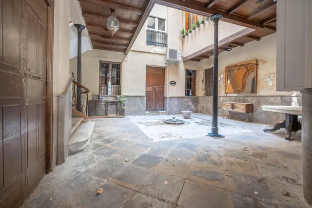 Gran piso señorial en el corazón de Almuñecar - foto 3
