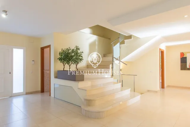 Casa independiente con vistas al mar en venta en Arenys de Mar — 15