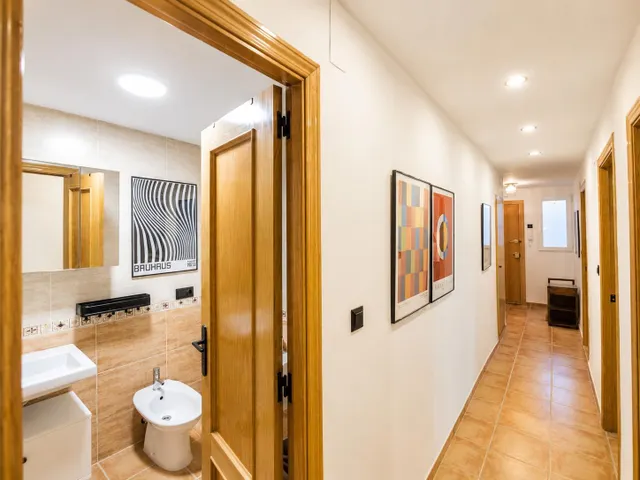 Piso disponible de 2 habitaciones en el Cabanyal. — 12