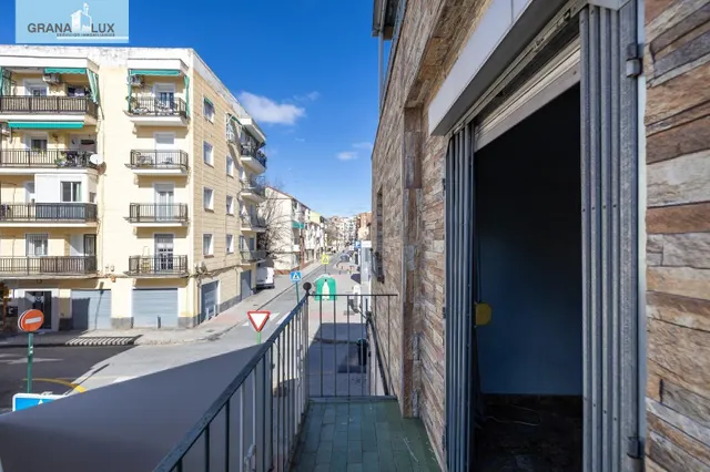 Edificio con gran potencial de desarrollo residencial en Zaidín – Granada — 37