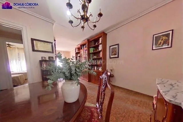 Se vende piso junto a la Avenida de Jesús Rescatado, exterio