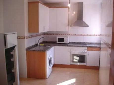 SE VENDE AMPLIO APARTAMENTO EN EL CENTRO DE VALENCIA DE DON JUAN, DE DOS habitaciones. — 7