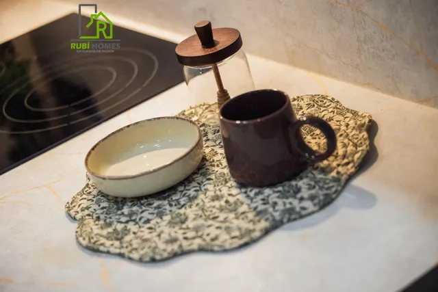 Tu refugio de diseño en el corazón de Granada: Estilo, practicidad y comodidad a pie de calle. — 22
