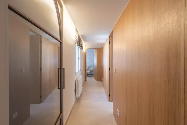 Impresionante Vivienda de Lujo con Diseño Moderno y Comodidades Exclusivas — 11