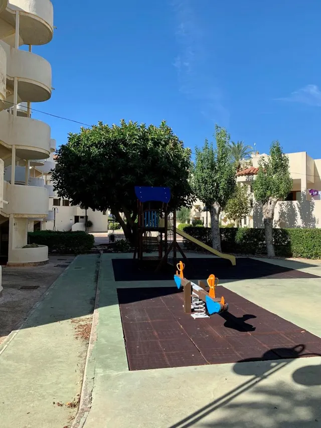 Apartamento 2 habitaciones 50m² en venta - Les Bovetes-La Felicidad — 38