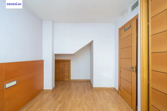 Casa exclusiva junto a Acera del Darro. Pleno centro de Granada. Seminueva y con ascensor propio — 18