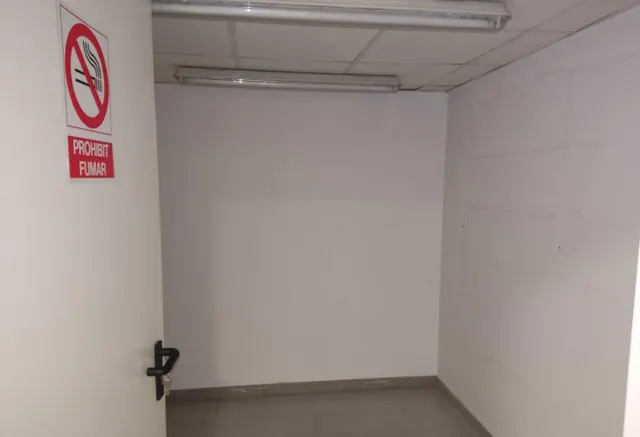 Local comercial 184m² en venta - El borras — 11