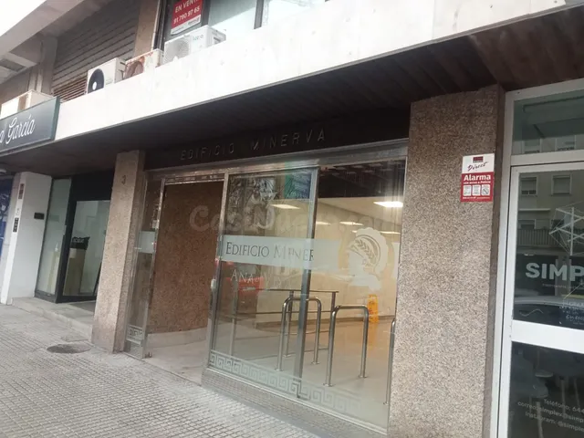 OFICINA EN VENTA EN CADIZ CAPITAL - foto 2