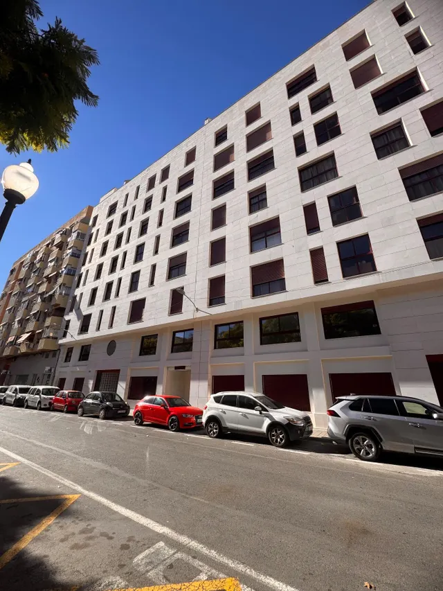 VIVIENDA DE ALQUILER PLAZA LA VIÑA !!!! — 20