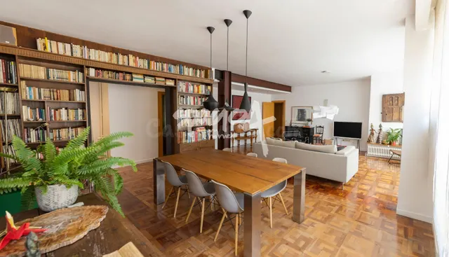 Exclusivo piso de lujo en venta en Argüelles con garaje y tr