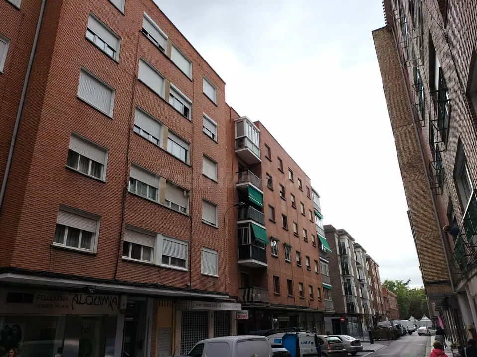 SE ALQUILA VIVIENDA EN PALENCIA CENTRO