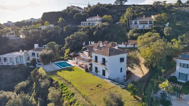 Chalet 5 habitaciones 708m² en venta - Costa del Sol — 40