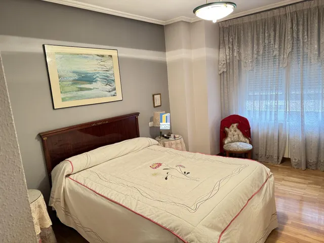 PISO EN VENTA CON 3 DORMITORIOS, 2 BAÑOS Y TRASTERO EN ZONA CANDELARIA, ZAMORA — 8