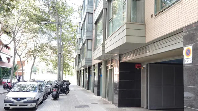 Parking 9m² en alquiler - Barcelona — 2