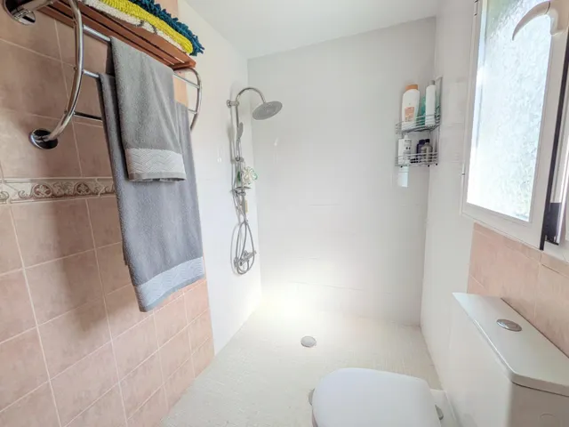 CHALET INDEPENDENTE CON PISCINA ZONA PIOZ — 18