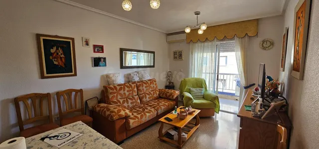 APARTAMENTO EN VENTA EN EL CENTRO DE GUARDAMAR – A 600 METRO - foto 2