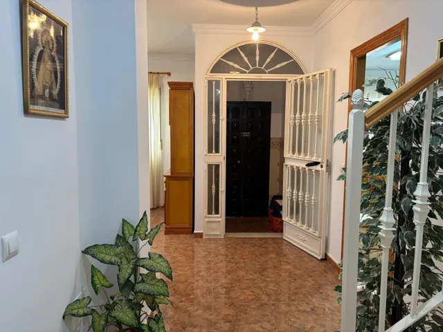 Casa  independiente en perfecto estado con terraza — 21
