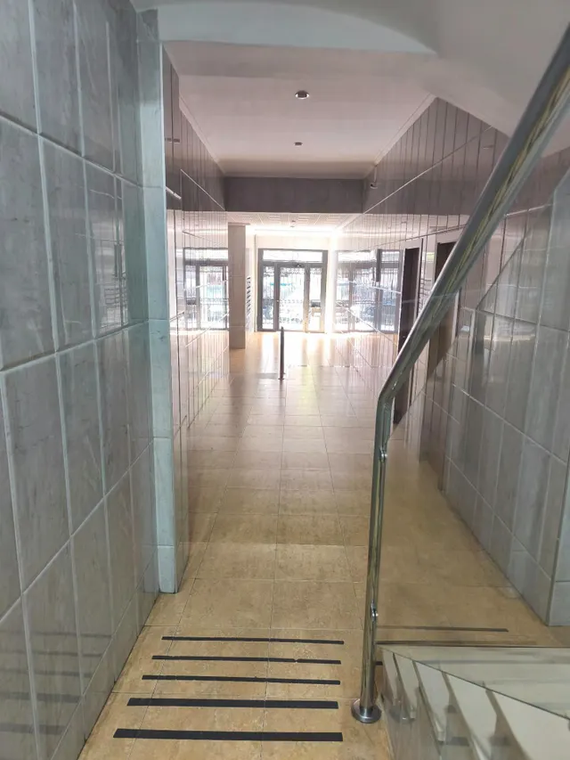 VIVIENDA REFORMADA CON ASCENSOR Y SERVICIO 3 DORMITORIOS — 30