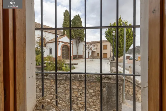 CASA PARA REFORMAR EN CAMPOTEJAR — 42