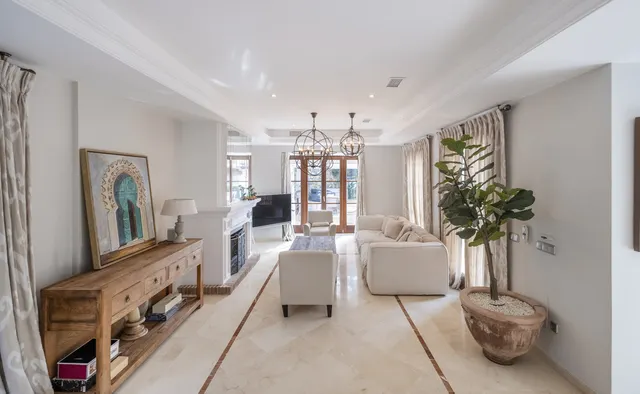 Villa 6 habitaciones 625m² en alquiler - El Madroñal — 7
