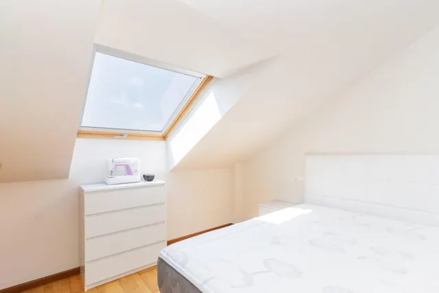 Apartamento con terraza, garaje y trastero año 2008 — 9
