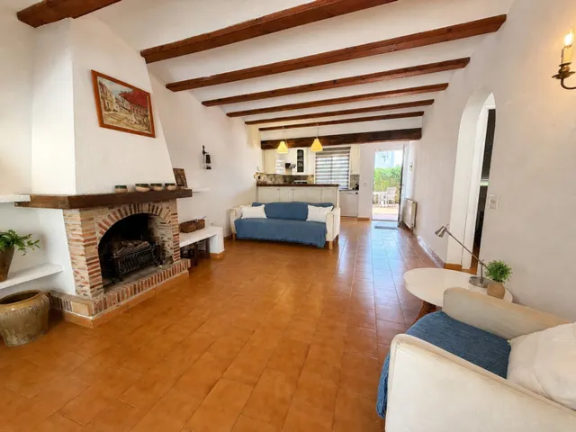 Encantador bungalow esquinero de una sola planta en Moraira Park — 6