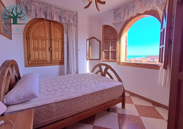 CHALET SUPER AMPLIO EN PLAYAGRANDE — 6