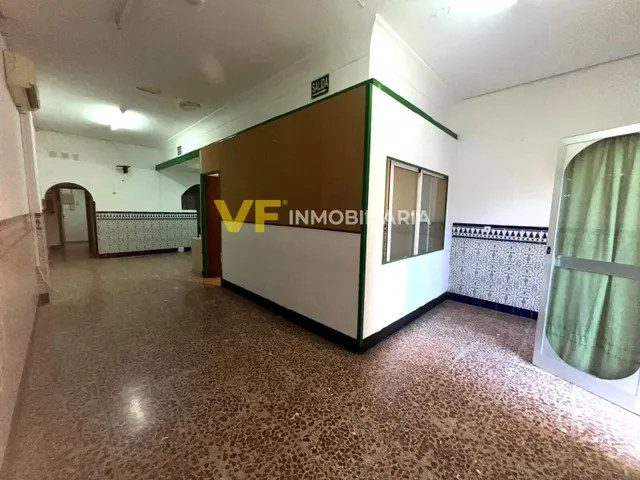¡Estupendo local en Olletas! — 9