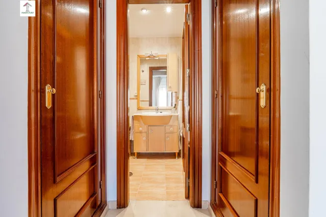 Espectacular chalet adosado en el Vial de Churriana de la Vega: eficiencia, confort y listo para entrar a vivir! — 38
