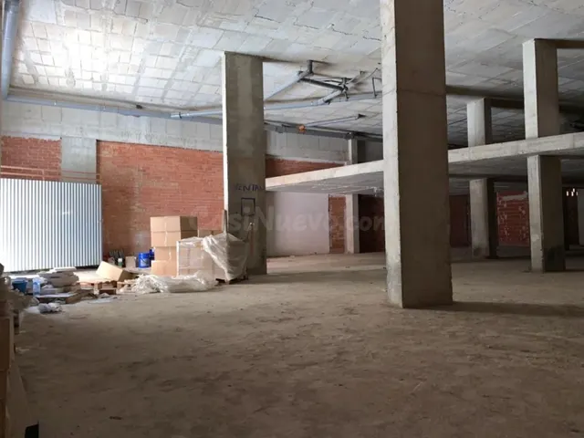Local comercial 945m² en alquiler - Centro - foto 5