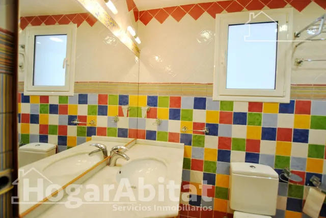 ¡GRAN OPORTUNIDAD! AMPLIO, BONITO Y EXTERIOR CON TERRAZA EN EL CENTRO — 40