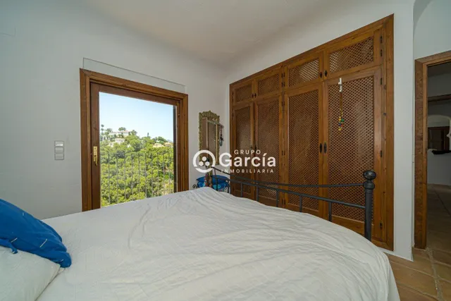 Villa en primera línea en venta en Jávea con increíbles vistas — 16