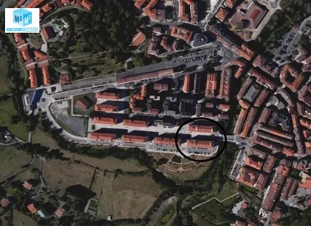 Garaje en Venta — 9