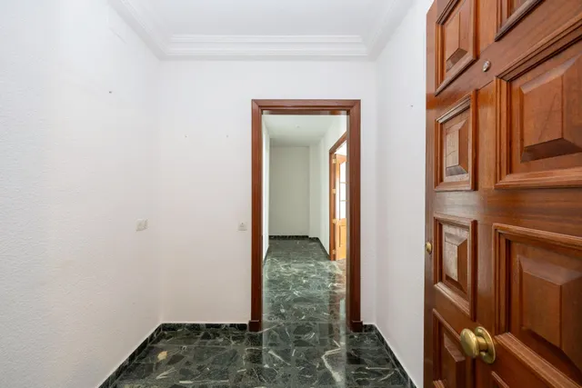 🏠 AMPLIO PISO EN EL CENTRO DE ALCALÁ LA REAL – 190 m2 CON TERRAZA Y OPCIÓN DE GARAJE — 5