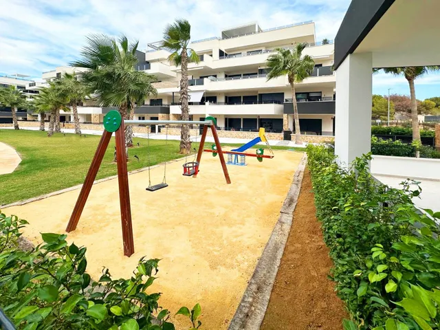 APARTAMENTO DE 2 DORMITORIOS Y 2 BAÑOS EN ZONA LOS ALTOS (OR - foto 2