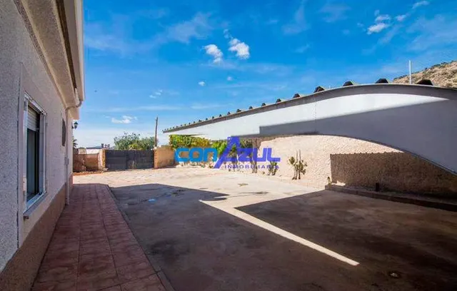 CHALET  A  UN PASO DE ELCHE, PLAYAS Y AEROPUERTO — 33