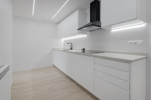 EXCLUSIVO PISO DE 153m2 CON 5 DORMITORIOS — 10