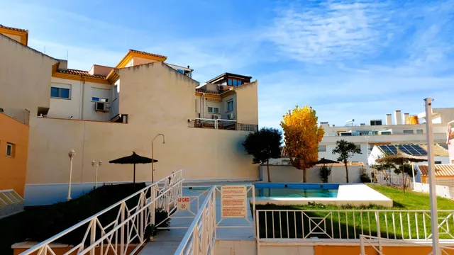 Piso en alquiler en Ogijares — 22