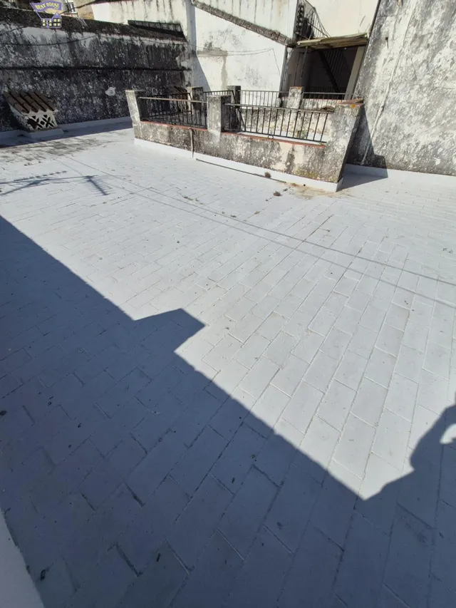 SE VENDE APARTAMENTO EN ZONA CASCO ANTIGUO — 24