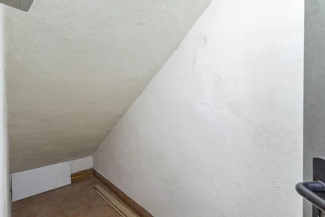 Ático dúplex junto Alhamar con 2 garajes y 2 trasteros — 30