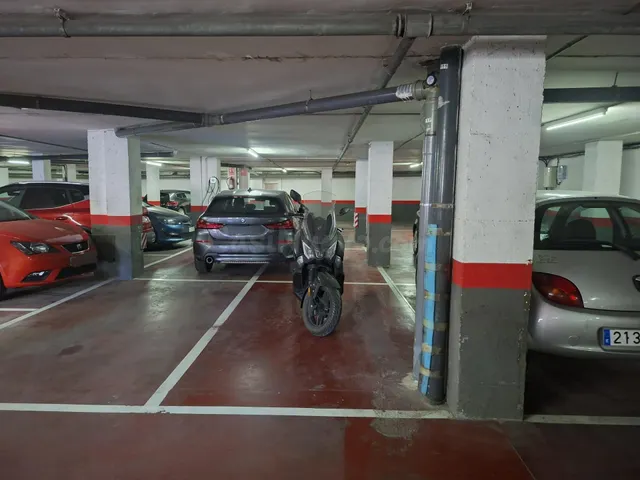 PARKING EN VENTA LA MARINA DE PORT — 3