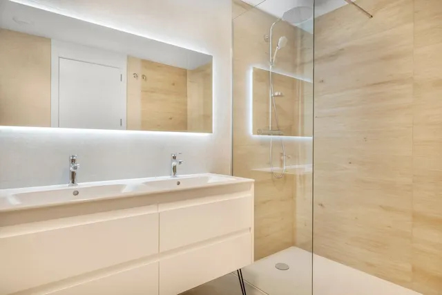 Apartamento 2 habitaciones 81m² en venta - Centro — 16